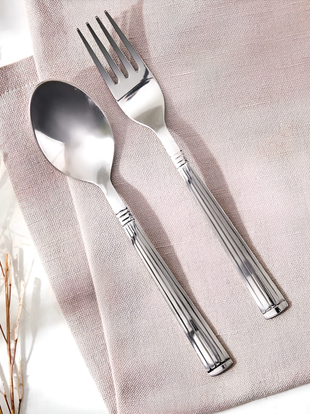 Home Centre Glister Ashton Silver 12 Pieces Textured Stainless Steel Cutlery Set
Home Centre Glister Ashton Silver 12 Pieces Textured Stainless Steel Cutlery Set