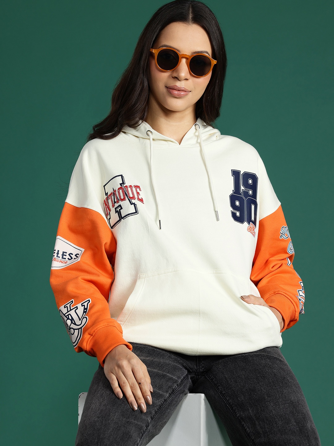 DressBerry Colourblocked Typography Printed Applique Detail Hooded Sweatshirt, Cream
DressBerry Colourblocked Typography Printed Applique Detail Hooded Sweatshirt, Cream