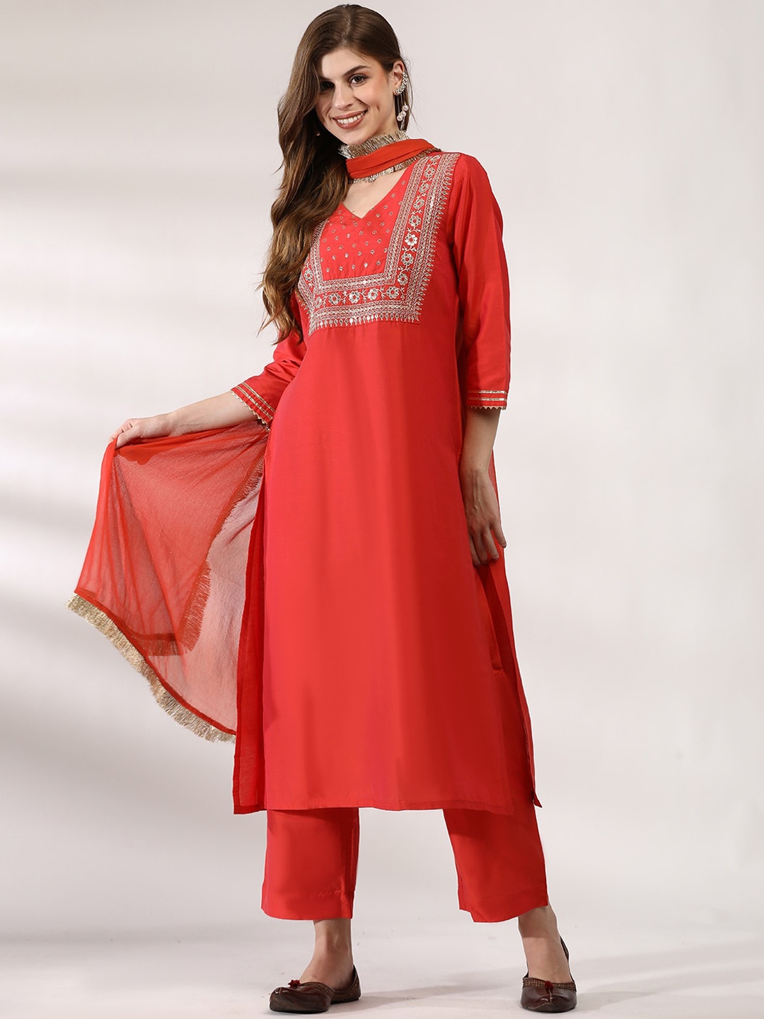 Anouk Floral Yoke Design Regular Gotta Patti Kurta With Trousers & Dupatta, Orange
Anouk Floral Yoke Design Regular Gotta Patti Kurta With Trousers & Dupatta, Orange