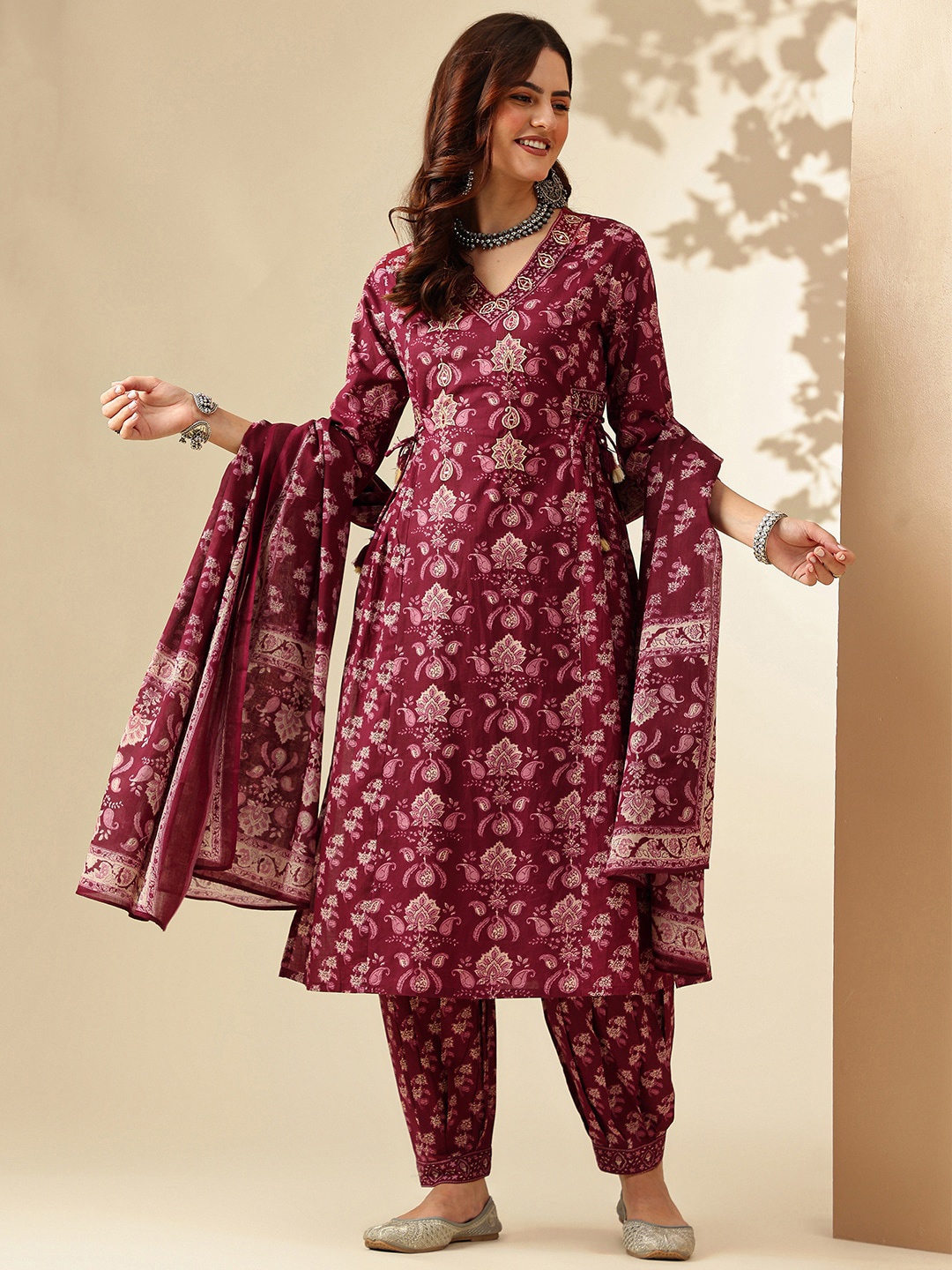 KALINI Ethnic Motifs Printed Pure Cotton Kurta With Salwar & Dupatta, Maroon
KALINI Ethnic Motifs Printed Pure Cotton Kurta With Salwar & Dupatta, Maroon