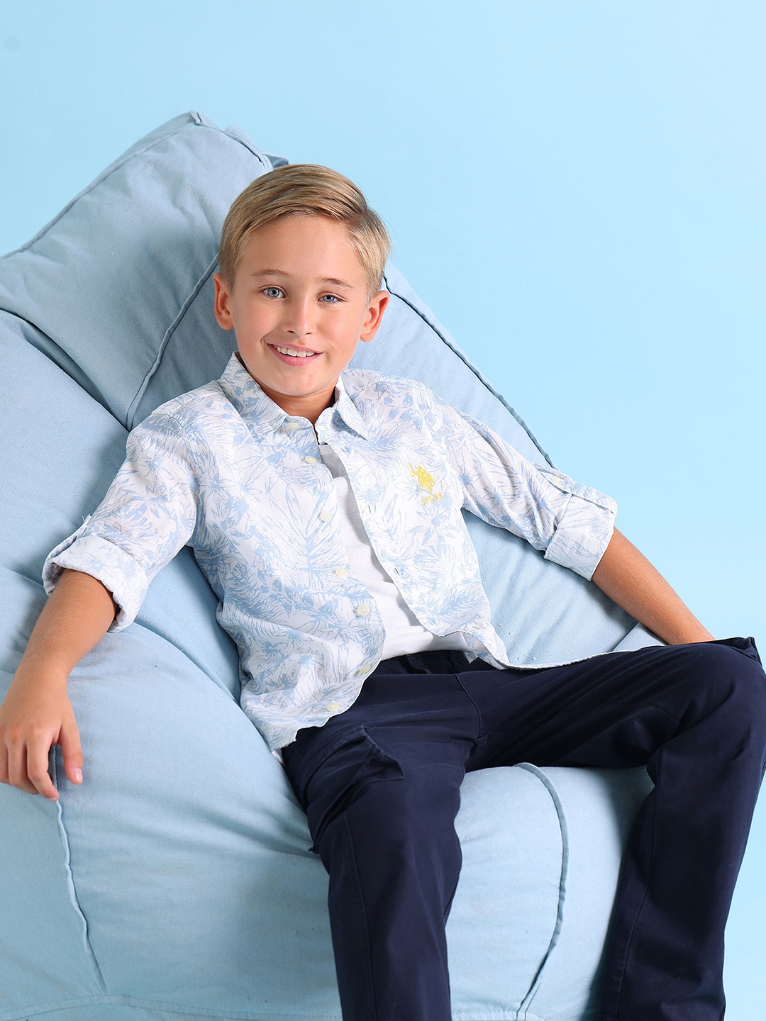 U.S. Polo Assn. Kids Boys Classic Printed Spread Collar Regular Fit Casual Shirt, Blue
U.S. Polo Assn. Kids Boys Classic Printed Spread Collar Regular Fit Casual Shirt, Blue