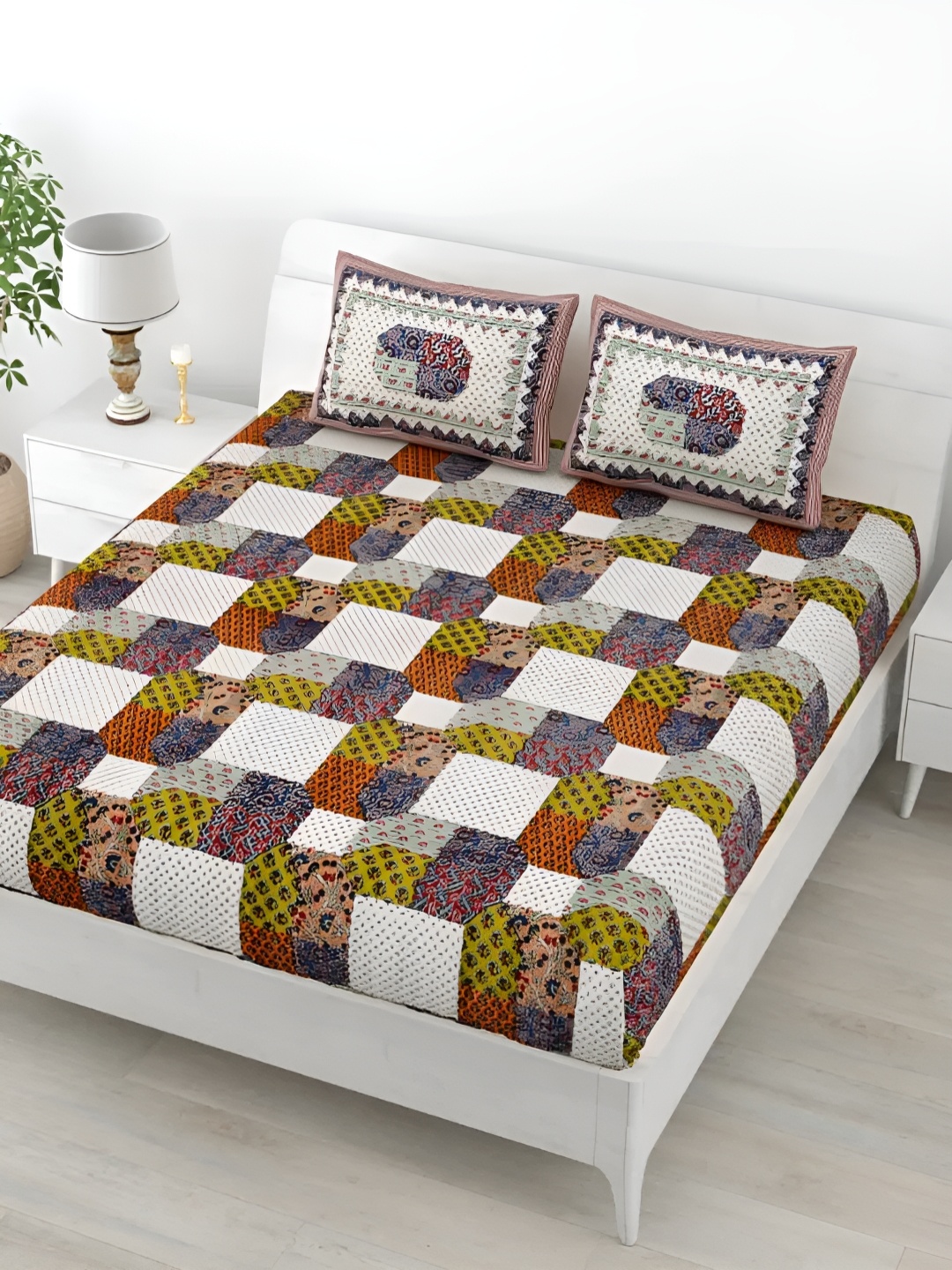 LIVING ROOTS Double Queen Size Jaipur Block Print Cotton Double Bedsheet & 2 Pillow Covers, Blue
LIVING ROOTS Double Queen Size Jaipur Block Print Cotton Double Bedsheet & 2 Pillow Covers, Blue