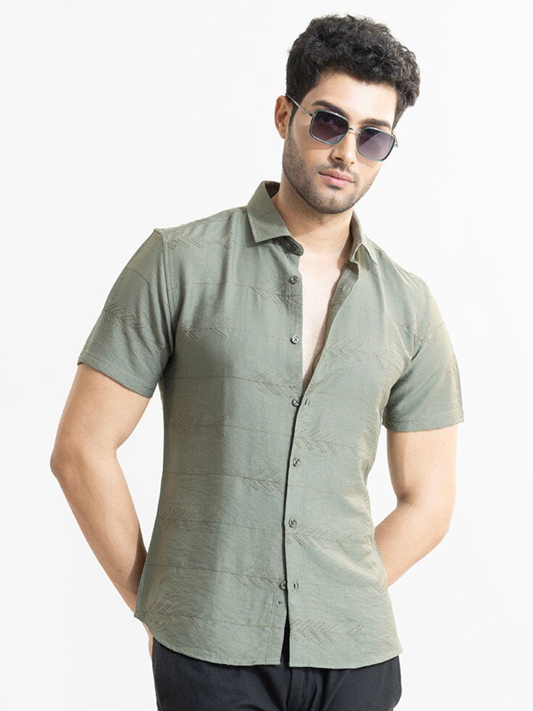 Snitch Classic Slim Fit Short Sleeves Spread Collar Cotton Faded Opaque Faded Casual Shirt, Olive
Snitch Classic Slim Fit Short Sleeves Spread Collar Cotton Faded Opaque Faded Casual Shirt, Olive