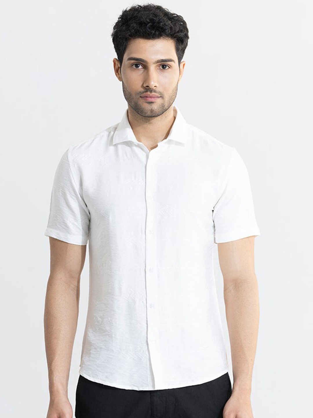 Snitch Classic Slim Fit Short Sleeves Spread Collar Cotton Opaque Casual Shirt, White
Snitch Classic Slim Fit Short Sleeves Spread Collar Cotton Opaque Casual Shirt, White