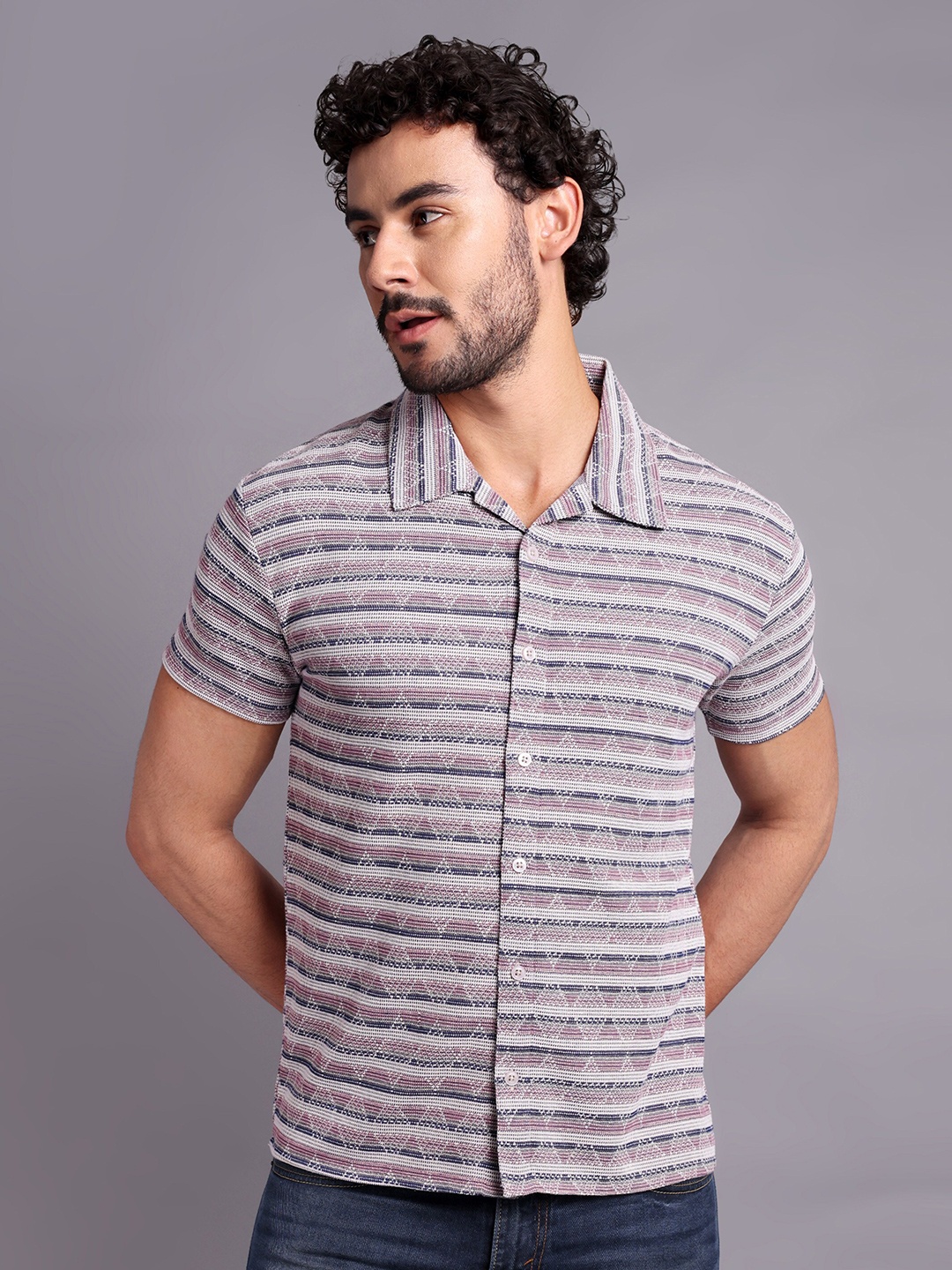 REPRISE Muscle Slim Fit Spread Collar Horizontal Stripes Striped Cotton Casual Shirt, Mauve
REPRISE Muscle Slim Fit Spread Collar Horizontal Stripes Striped Cotton Casual Shirt, Mauve