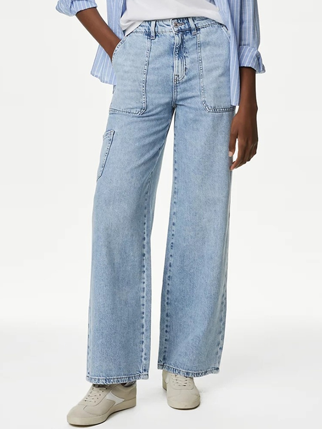 Marks & Spencer Women Wide Leg High-Rise Clean Look Heavy Fade Stretchable Jeans, Blue
Marks & Spencer Women Wide Leg High-Rise Clean Look Heavy Fade Stretchable Jeans, Blue