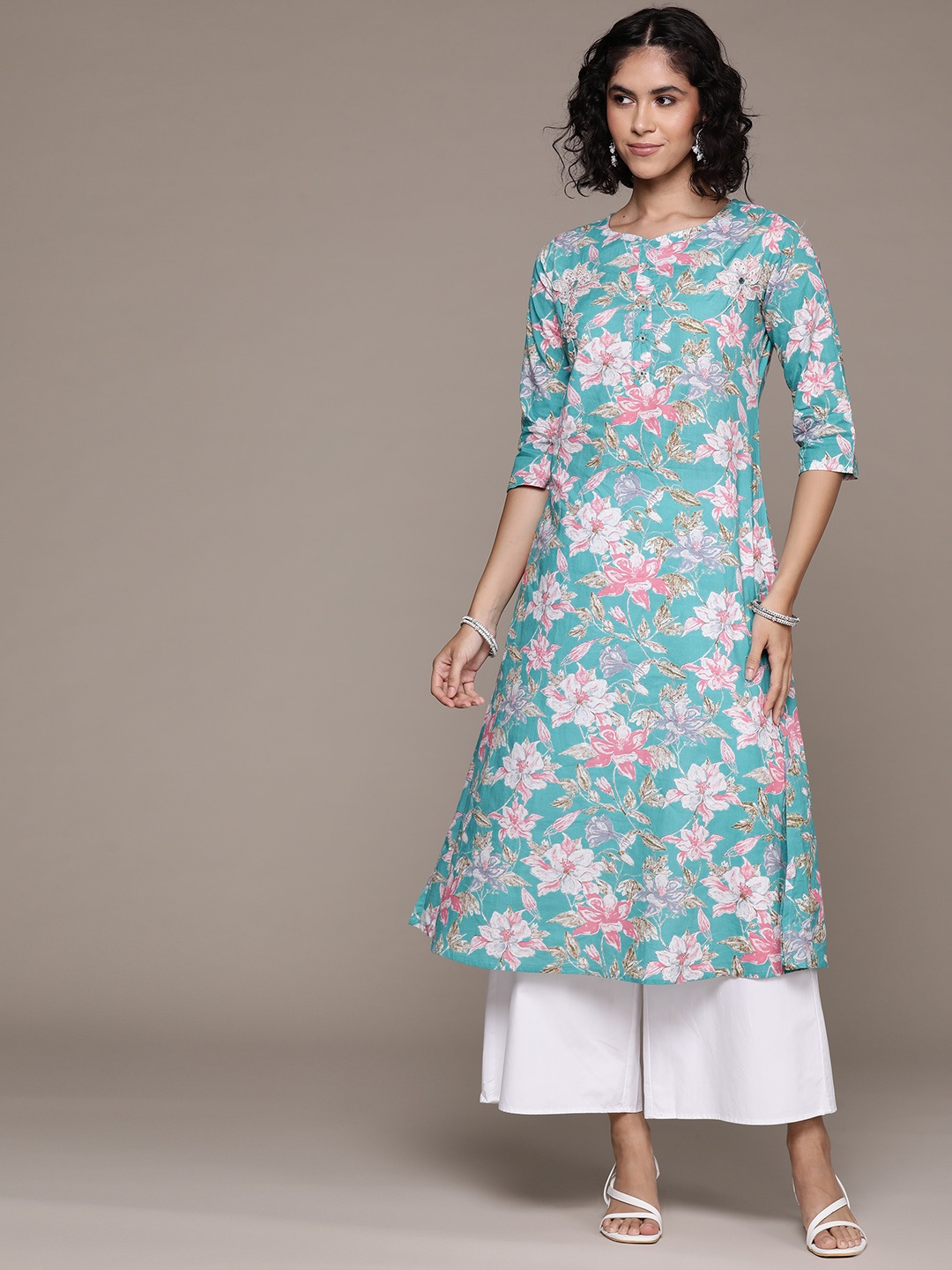Readiprint Fashions Floral Printed Sweetheart Neck Pure Cotton Kurta, Turquoise blue
Readiprint Fashions Floral Printed Sweetheart Neck Pure Cotton Kurta, Turquoise blue