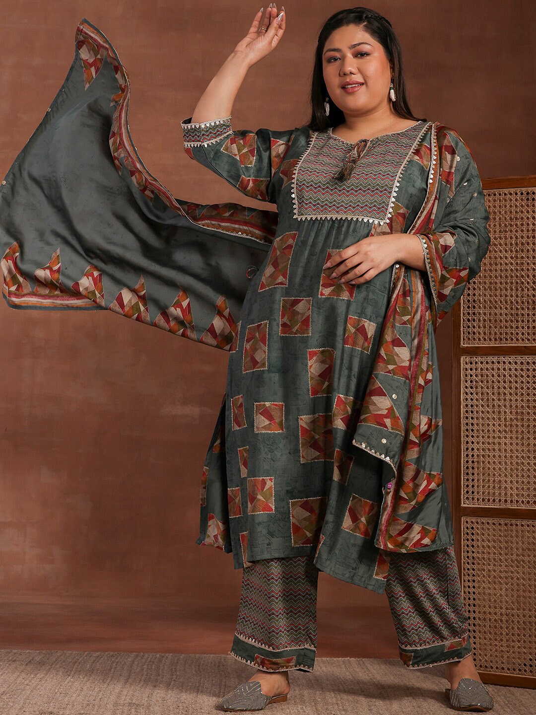 EXTRA LOVE BY LIBAS Plus Size Printed Sequinned Straight Kurta With Palazzo & Dupatta, Green
EXTRA LOVE BY LIBAS Plus Size Printed Sequinned Straight Kurta With Palazzo & Dupatta, Green