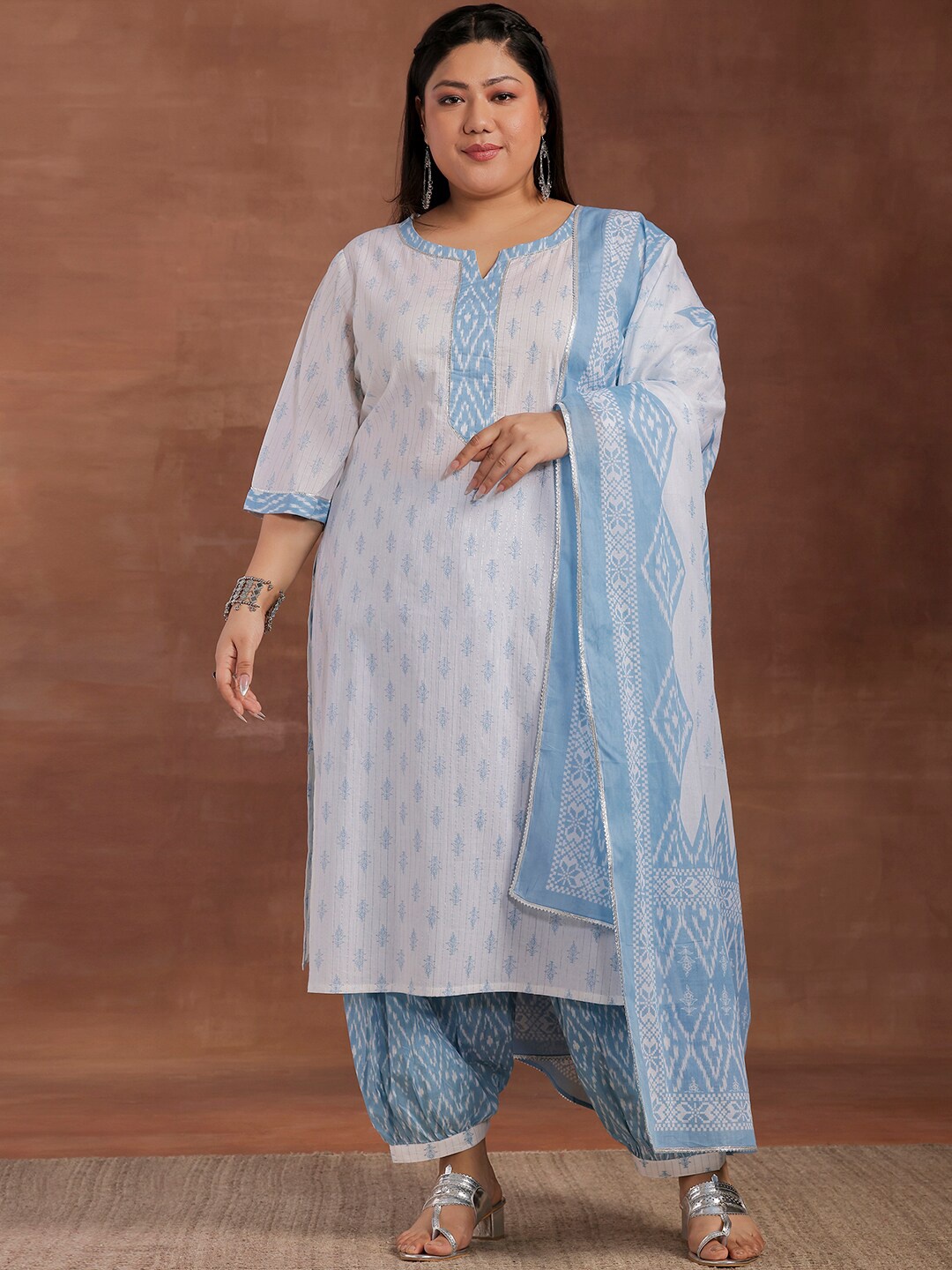 EXTRA LOVE BY LIBAS Plus Size Floral Printed Gotta Patti Cotton Kurta With Salwar &Dupatta, White
EXTRA LOVE BY LIBAS Plus Size Floral Printed Gotta Patti Cotton Kurta With Salwar &Dupatta, White
