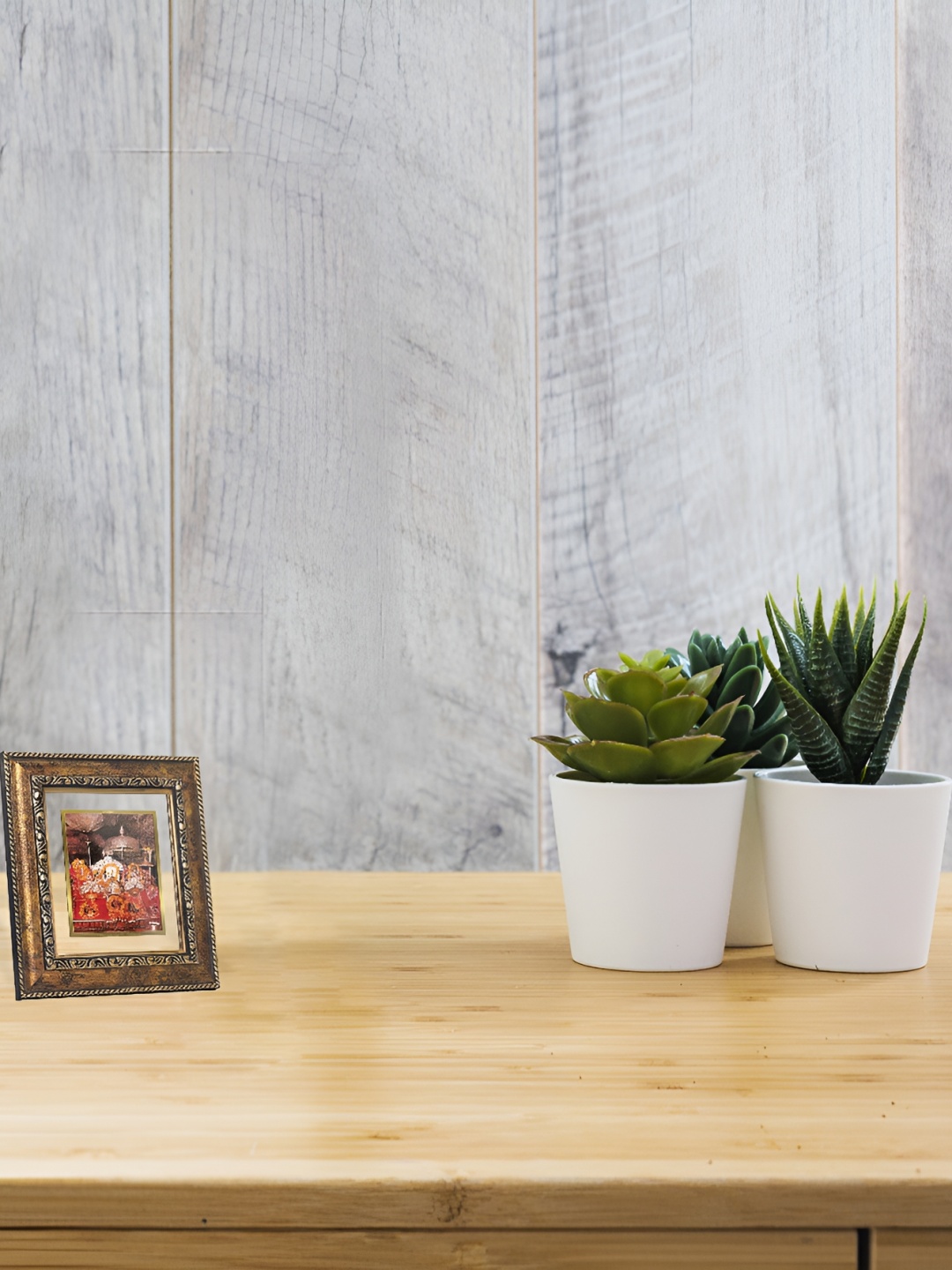 DIVINITI White & Brow Glass Wall Photo Frame