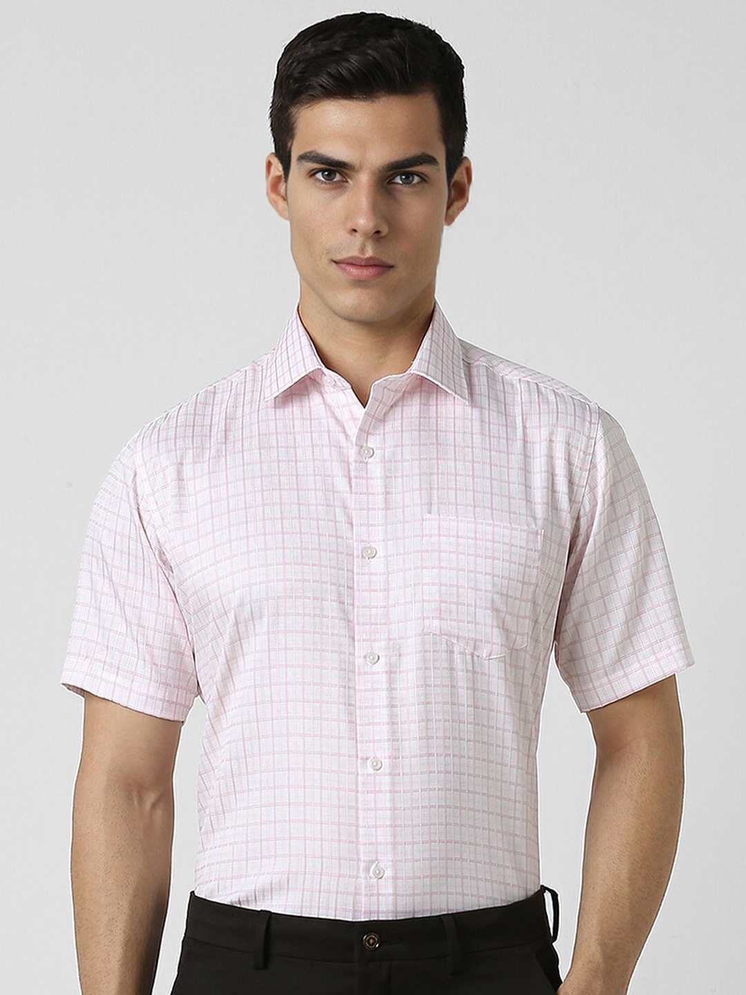 Van Heusen Spread Collar Short Sleeves Regular Fit Cotton Checked Formal Shirt, Pink
Van Heusen Spread Collar Short Sleeves Regular Fit Cotton Checked Formal Shirt, Pink
