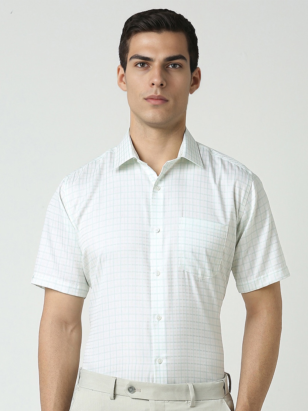 Van Heusen Spread Collar Short Sleeves Cotton Regular Fit Checked Formal Shirt, White
Van Heusen Spread Collar Short Sleeves Cotton Regular Fit Checked Formal Shirt, White