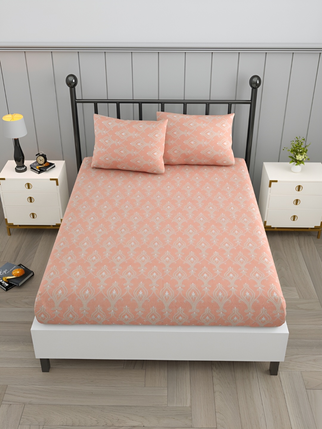 EverHOME Peach-Coloured & Beige Ethnic Motifs 160 TC Queen Bedsheet with 2 Pillow Covers
EverHOME Peach-Coloured & Beige Ethnic Motifs 160 TC Queen Bedsheet with 2 Pillow Covers