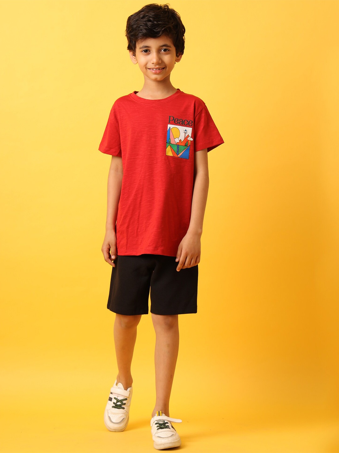 Anthrilo Boys Round Neck Short Sleeves T-shirt & Shorts Clothing Set, Red
Anthrilo Boys Round Neck Short Sleeves T-shirt & Shorts Clothing Set, Red