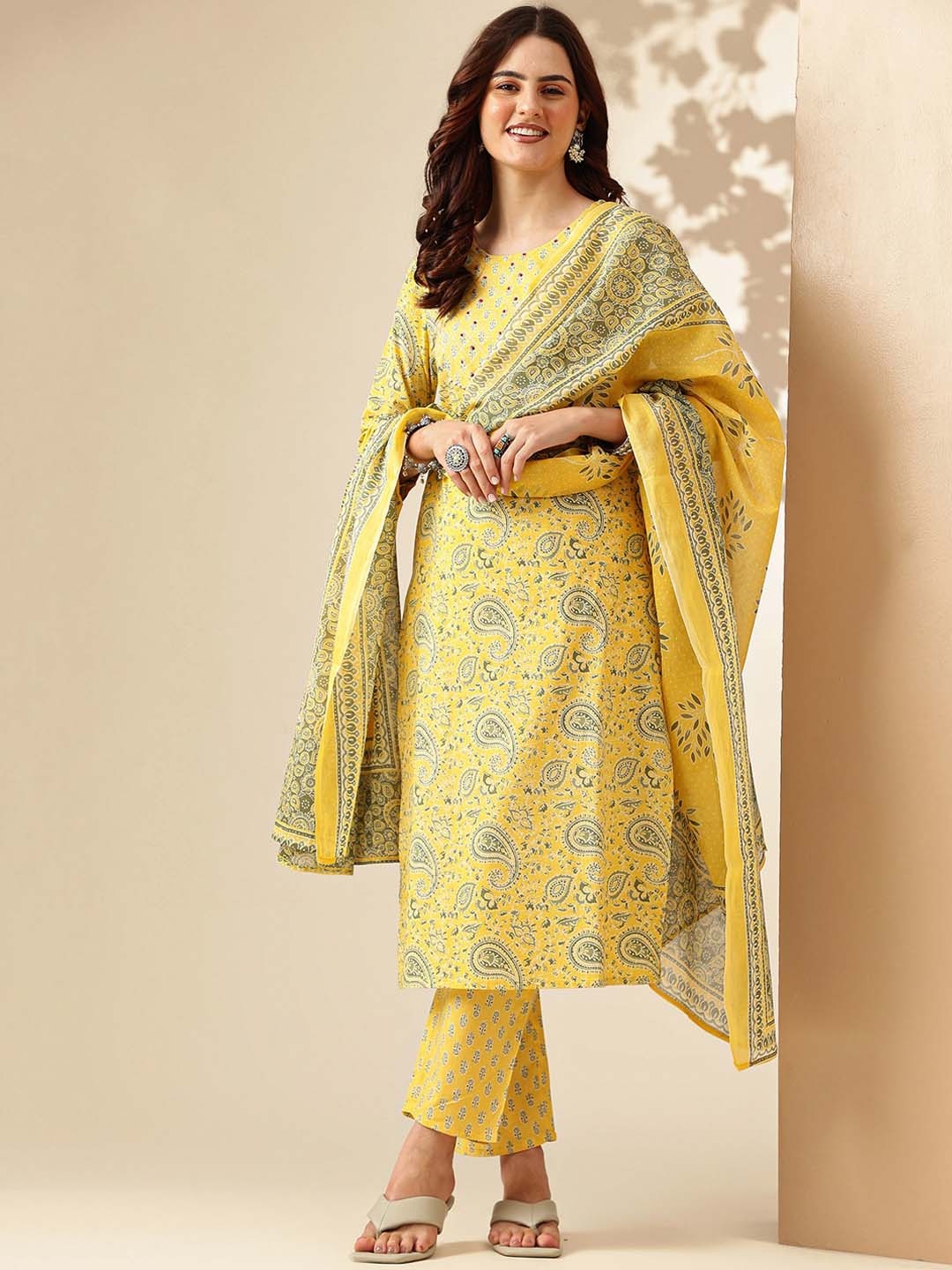 KALINI Paisley Printed Straight Gotta Patti Pure Cotton Kurta with Trousers & Dupatta, Yellow
KALINI Paisley Printed Straight Gotta Patti Pure Cotton Kurta with Trousers & Dupatta, Yellow
