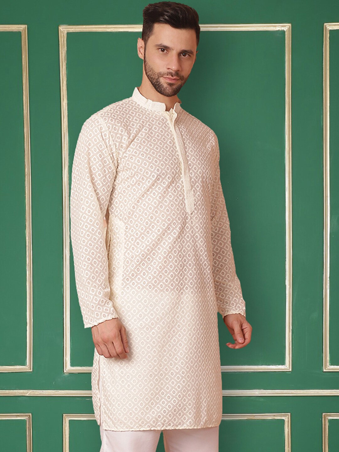 Jompers Geometric Woven Design Mandarin Collar Straight Chikankari Cotton Kurta, Cream
Jompers Geometric Woven Design Mandarin Collar Straight Chikankari Cotton Kurta, Cream