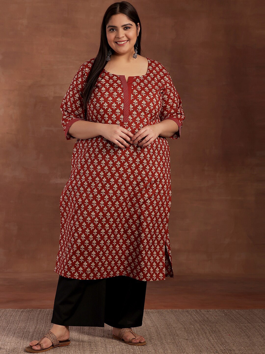 EXTRA LOVE BY LIBAS Plus Size Ethnic Motifs Printed Notch Neck Cotton Straight Kurta, Maroon
EXTRA LOVE BY LIBAS Plus Size Ethnic Motifs Printed Notch Neck Cotton Straight Kurta, Maroon
