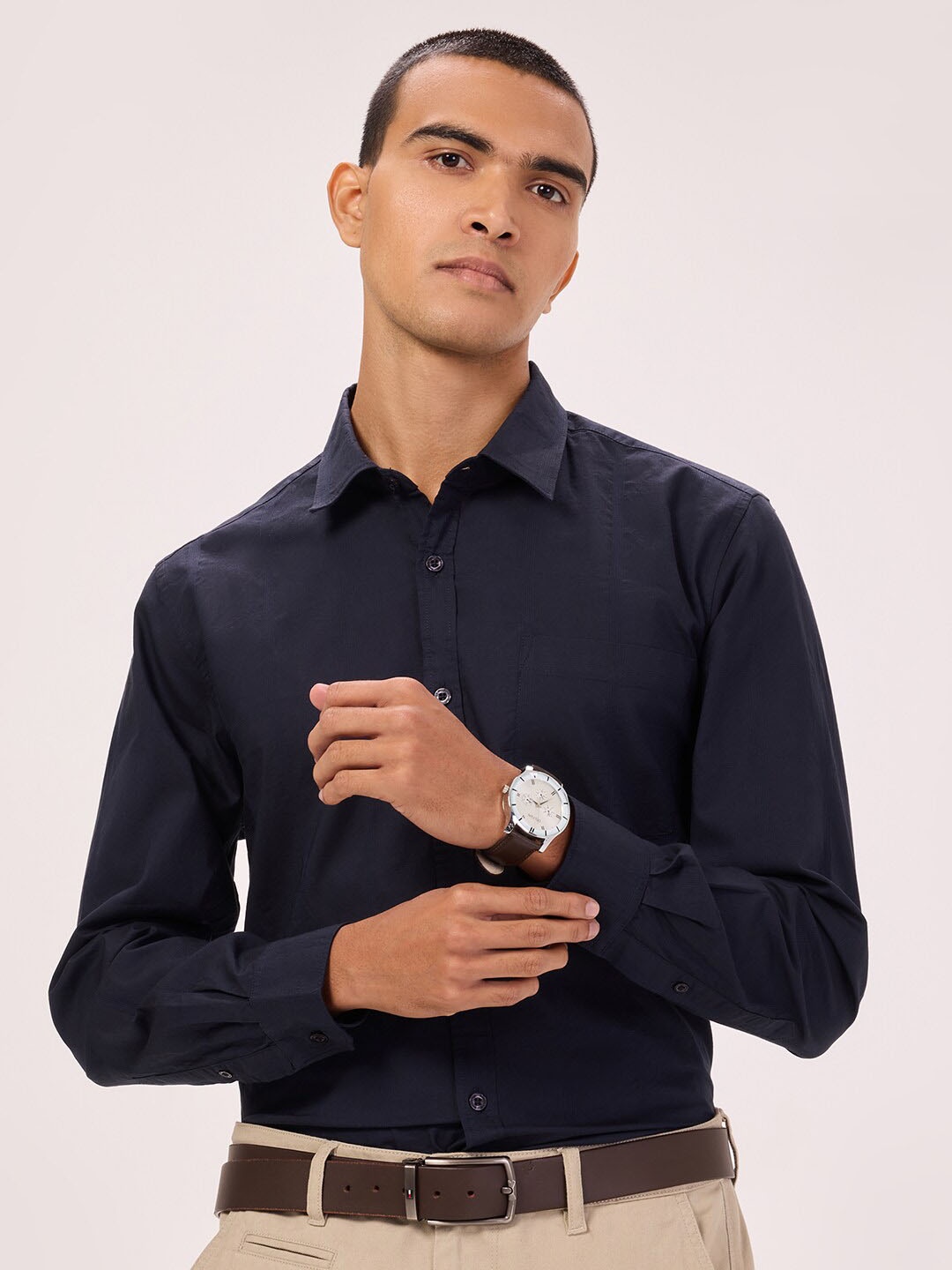 Bombay High Comfort Spread Collar Long Sleeves Cotton Semiformal Shirt, Black
Bombay High Comfort Spread Collar Long Sleeves Cotton Semiformal Shirt, Black