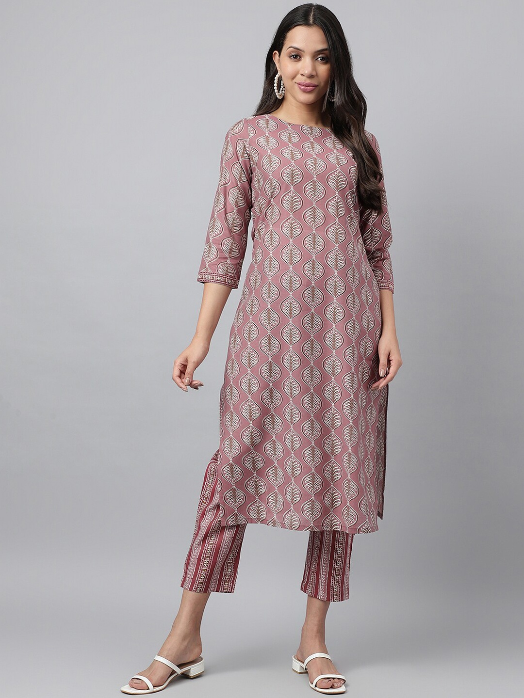 HRITIKA Ethnic Motifs Printed Straight Chanderi Cotton Kurta with Trousers, Lavender
HRITIKA Ethnic Motifs Printed Straight Chanderi Cotton Kurta with Trousers, Lavender