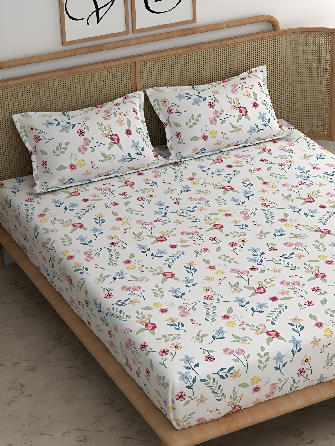 CHHAVI INDIA White & Blue Floral Microfiber 210 TC King Bedsheet with 2 Pillow Covers
CHHAVI INDIA White & Blue Floral Microfiber 210 TC King Bedsheet with 2 Pillow Covers
