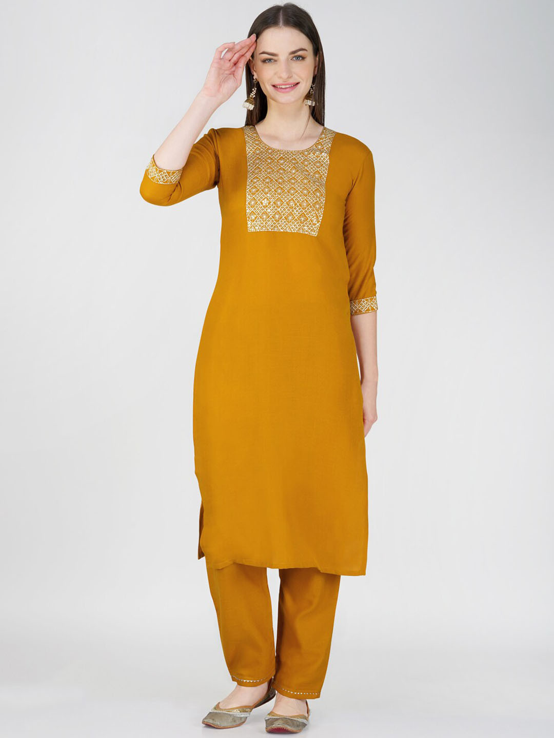 ARADHNA Ethnic Motifs Yoke Design Sequinned Detailed Straight Kurta with Trouser, Yellow
ARADHNA Ethnic Motifs Yoke Design Sequinned Detailed Straight Kurta with Trouser, Yellow