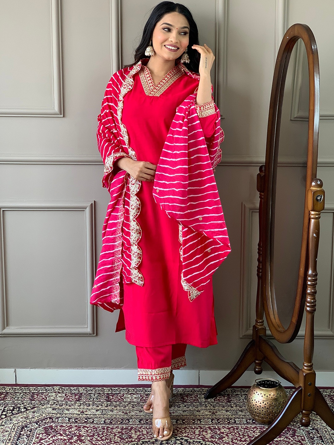 KALINI Floral Yoke Design Regular Thread Work Chanderi Silk Kurta with Trousers & Dupatta, Fuchsia
KALINI Floral Yoke Design Regular Thread Work Chanderi Silk Kurta with Trousers & Dupatta, Fuchsia
