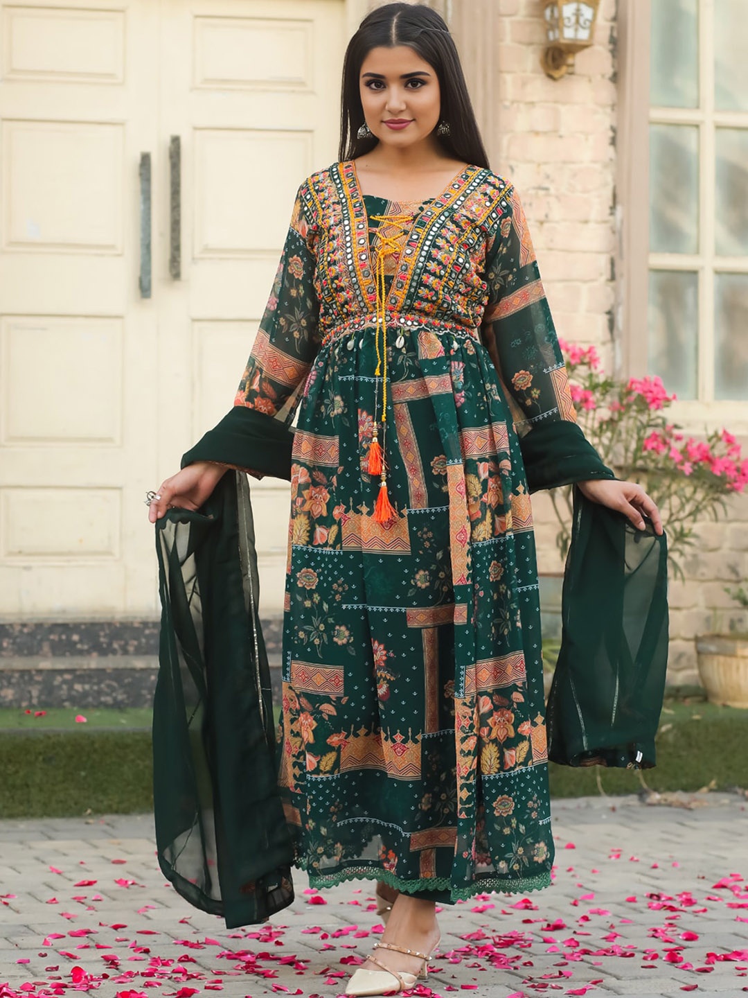 BLACK SCISSOR Floral Printed Mirror Work Anarkali Kurta With Trousers & Dupatta, Teal
BLACK SCISSOR Floral Printed Mirror Work Anarkali Kurta With Trousers & Dupatta, Teal