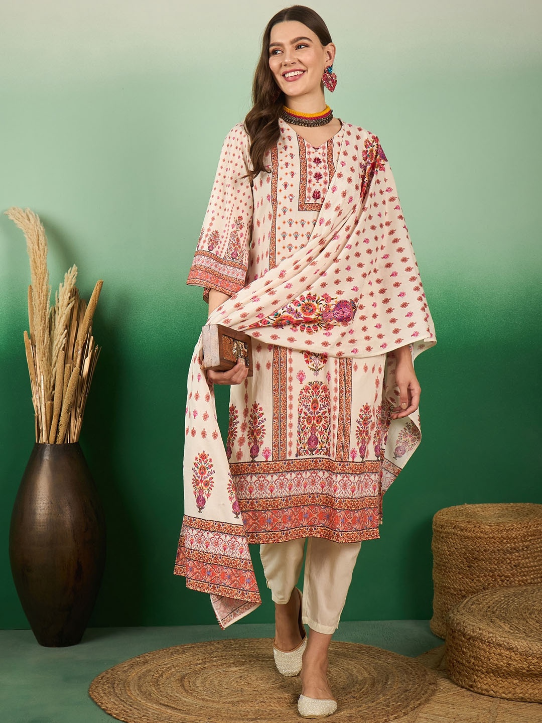 Sangria Floral Printed Embroidered Pure Cotton Straight Kurta With Trouser & Dupatta, Off white
Sangria Floral Printed Embroidered Pure Cotton Straight Kurta With Trouser & Dupatta, Off white