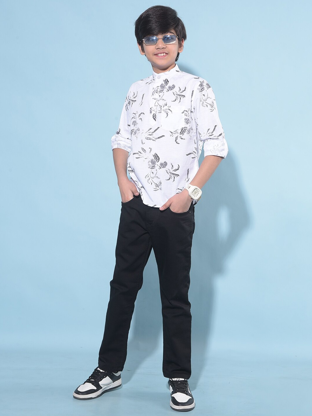 Crimsoune Club Boys Slim Fit Floral Printed Spread Collar Long Sleeves Cotton Casual Shirt, White
Crimsoune Club Boys Slim Fit Floral Printed Spread Collar Long Sleeves Cotton Casual Shirt, White