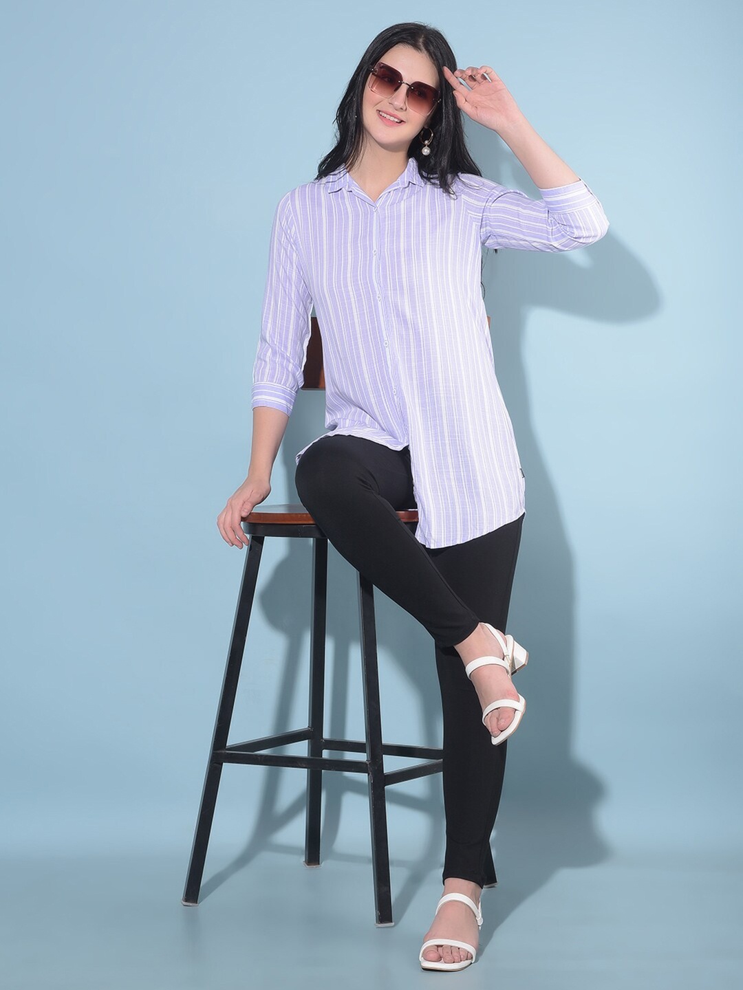 Crimsoune Club Classic Slim Fit Long Sleeves Spread Collar Opaque Striped Casual Shirt, Purple
Crimsoune Club Classic Slim Fit Long Sleeves Spread Collar Opaque Striped Casual Shirt, Purple