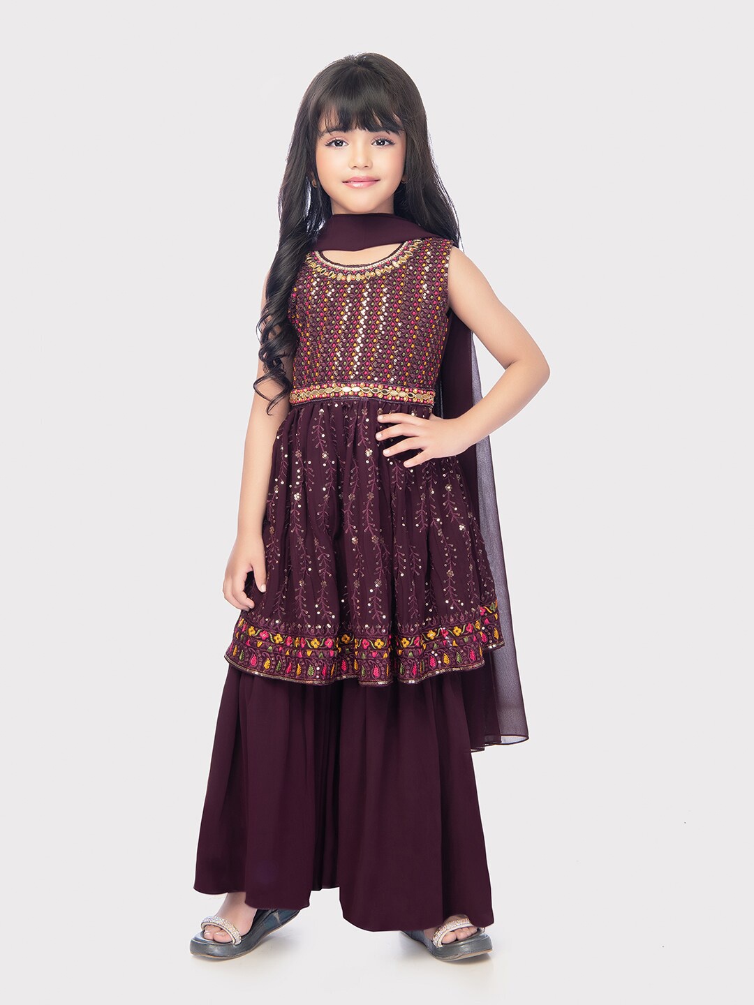BETTY Girls Floral Embroidered Empire Sequinned Anarakali Kurta With Sharara & Dupatta, Burgundy
BETTY Girls Floral Embroidered Empire Sequinned Anarakali Kurta With Sharara & Dupatta, Burgundy