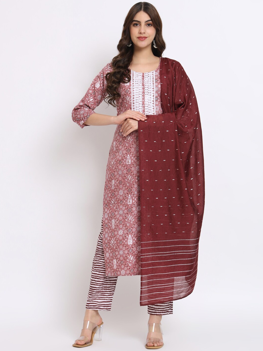 SALWAT Floral Printed Thread Work Pure Cotton Straight Kurta With Trousers & Dupatta, Purple
SALWAT Floral Printed Thread Work Pure Cotton Straight Kurta With Trousers & Dupatta, Purple