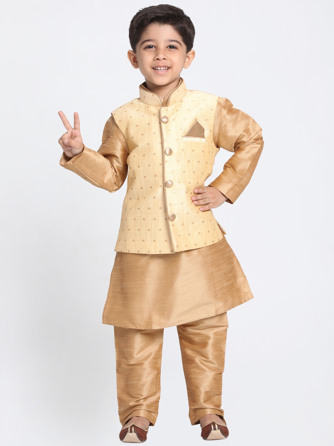 VASTRAMAY Boys Mandarin Collar Jacquard Straight Kurta With Pyjama & Nehru jacket, Gold
VASTRAMAY Boys Mandarin Collar Jacquard Straight Kurta With Pyjama & Nehru jacket, Gold
