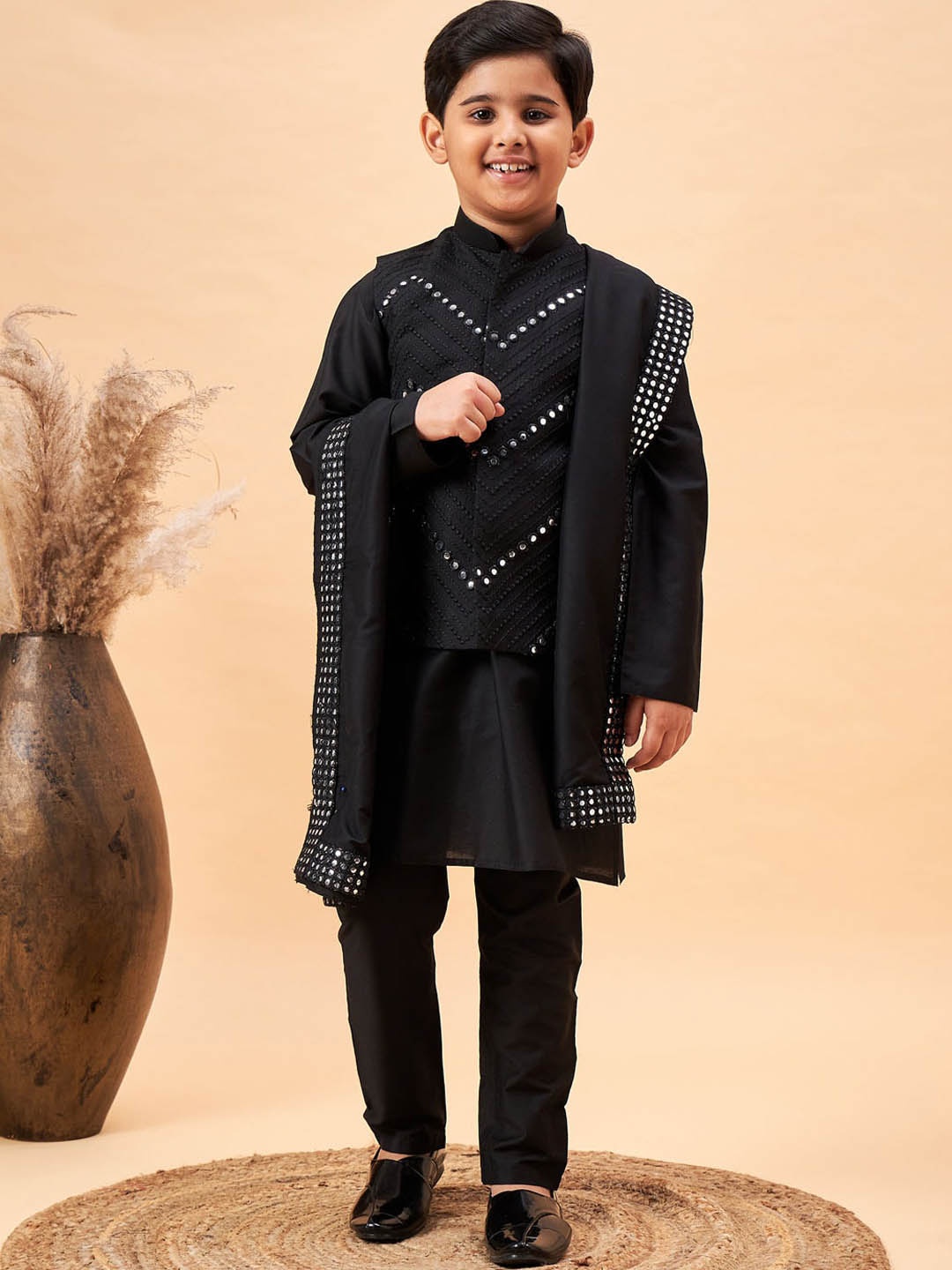 VASTRAMAY Boys Mandarin Collar Mirror Work Straight Kurta with Trousers & Nehru Jacket, Black
VASTRAMAY Boys Mandarin Collar Mirror Work Straight Kurta with Trousers & Nehru Jacket, Black