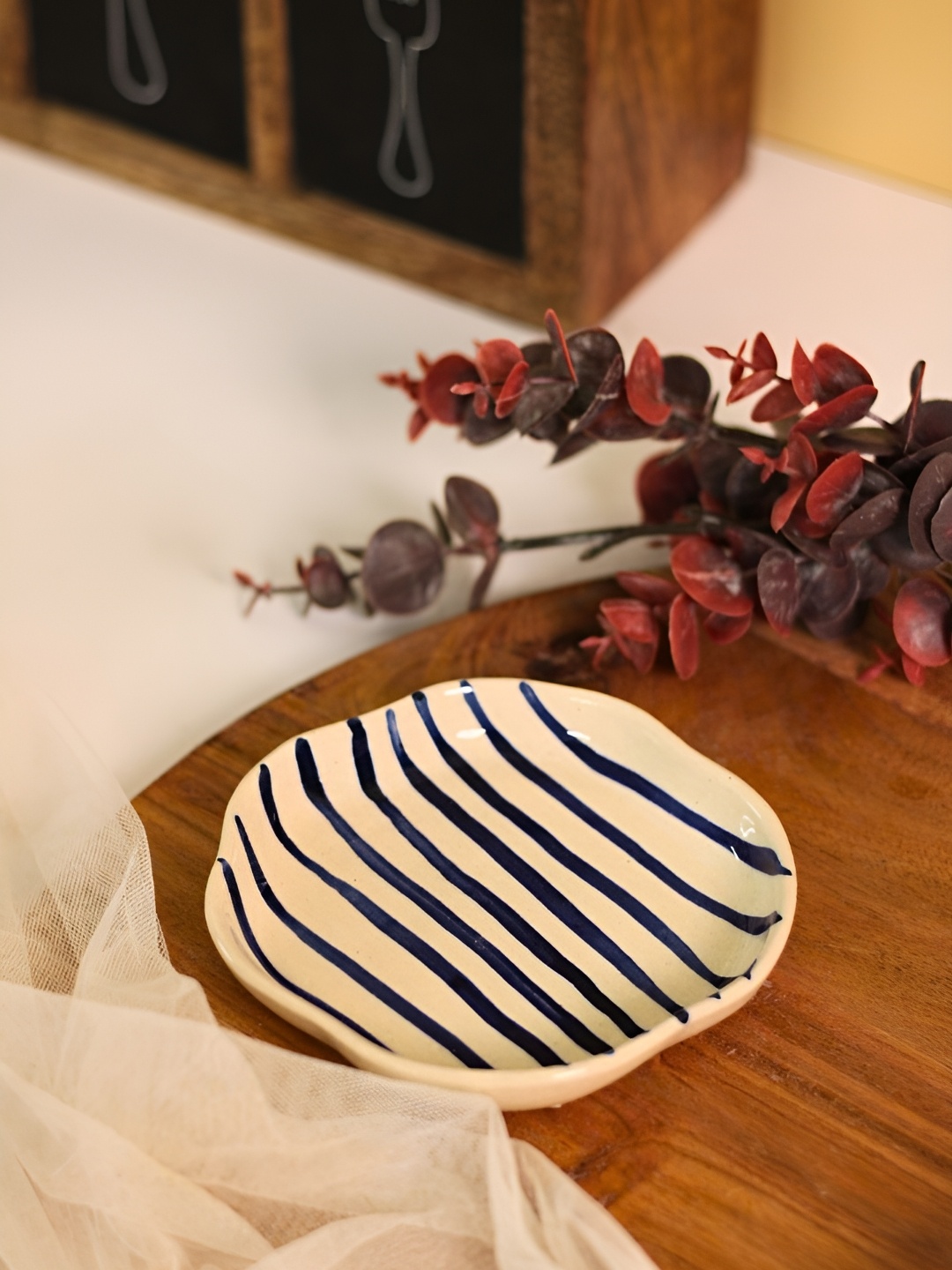 WEAVING HOMES White & Blue 2 Pieces Printed Microwave Safe Glossy Ceramic Dessert Plates
WEAVING HOMES White & Blue 2 Pieces Printed Microwave Safe Glossy Ceramic Dessert Plates