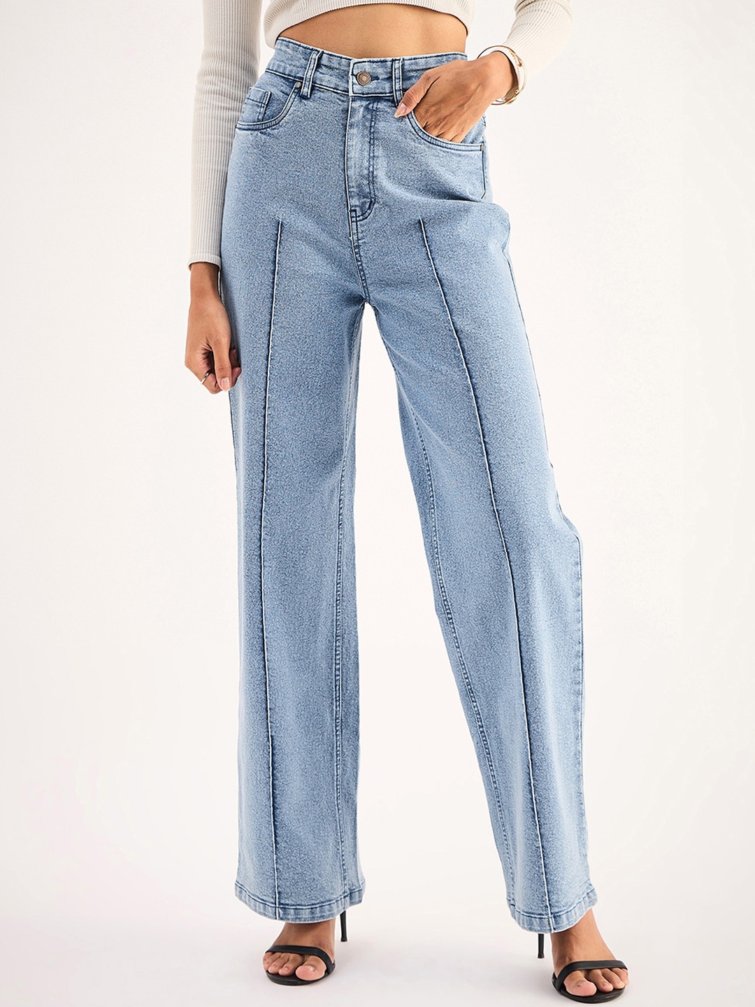 SASSAFRAS BASICS Women Straight Fit High-Rise Clean Look Acid Wash Stretchable Jeans, Blue
SASSAFRAS BASICS Women Straight Fit High-Rise Clean Look Acid Wash Stretchable Jeans, Blue
