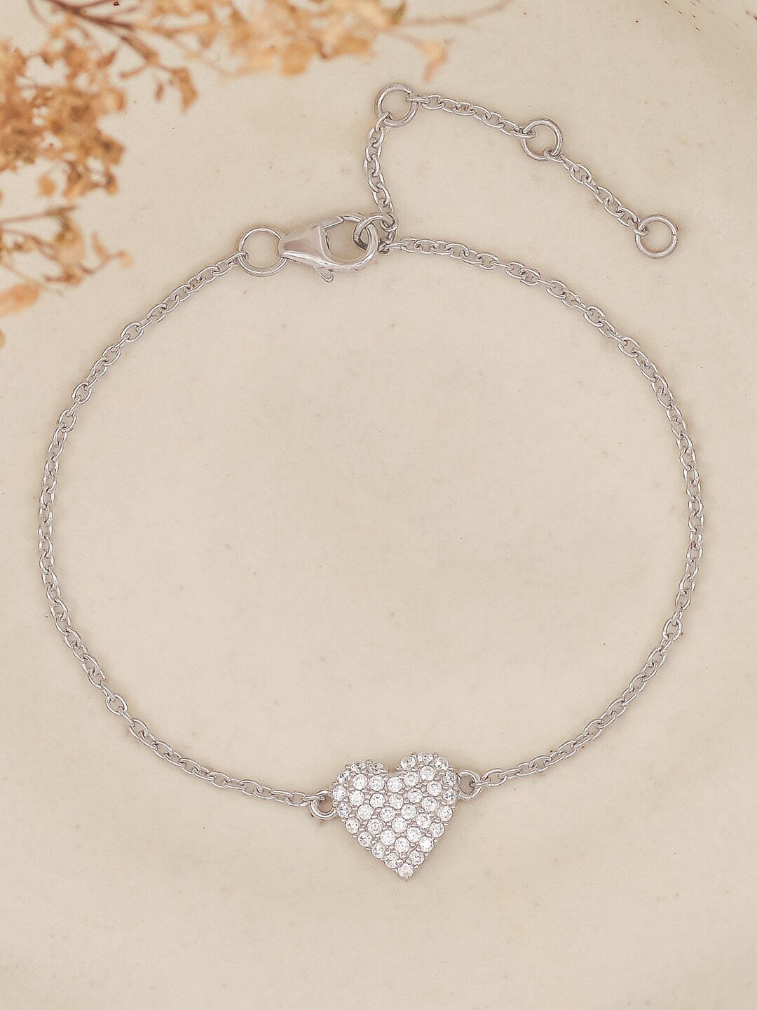 Ornate Jewels 925 Sterling Silver Cubic Zirconia Sparkles Heart Design Silver Bracelet
Ornate Jewels 925 Sterling Silver Cubic Zirconia Sparkles Heart Design Silver Bracelet