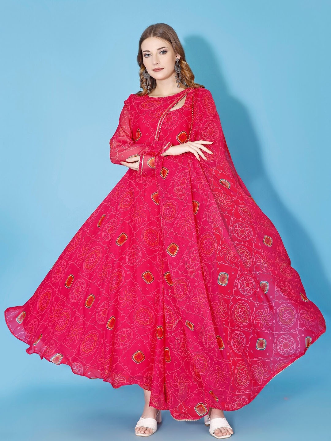 Yara Creation Floral Embroidered Regular Pure Cotton Kurta With Palazzos & Dupatta, Red
Yara Creation Floral Embroidered Regular Pure Cotton Kurta With Palazzos & Dupatta, Red