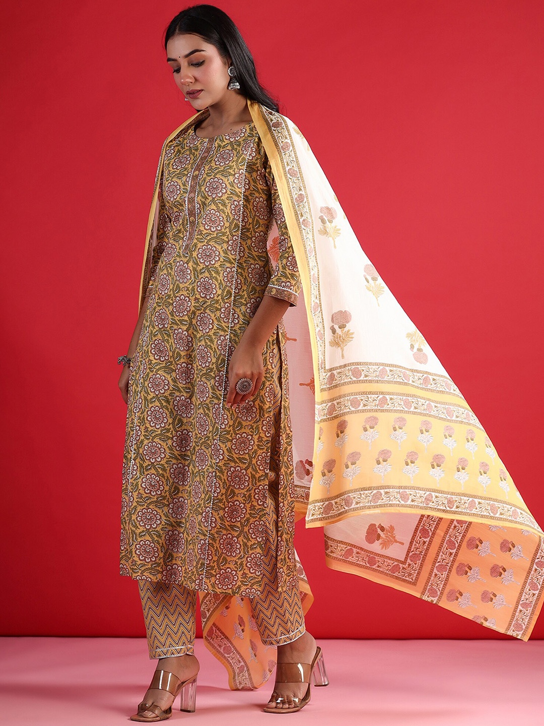 Indo Era Yellow Floral Printed Pure Cotton Straight Kurta & Trouser With Dupatta
Indo Era Yellow Floral Printed Pure Cotton Straight Kurta & Trouser With Dupatta