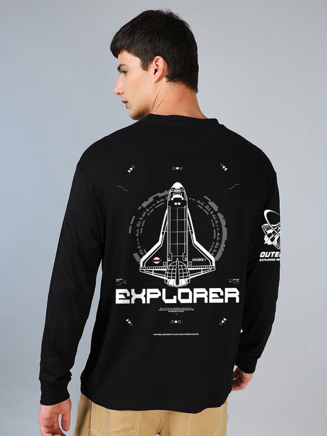 Bewakoof Black NASA Graphic Printed Drop-Shoulder Sleeves Oversized Pure Cotton T-shirt
Bewakoof Black NASA Graphic Printed Drop-Shoulder Sleeves Oversized Pure Cotton T-shirt