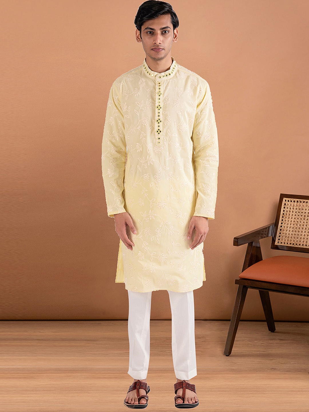 Aaheli Floral Embroidered Mandarin Collar Pure Cotton Straight Kurta with Pyjamas, Yellow
Aaheli Floral Embroidered Mandarin Collar Pure Cotton Straight Kurta with Pyjamas, Yellow