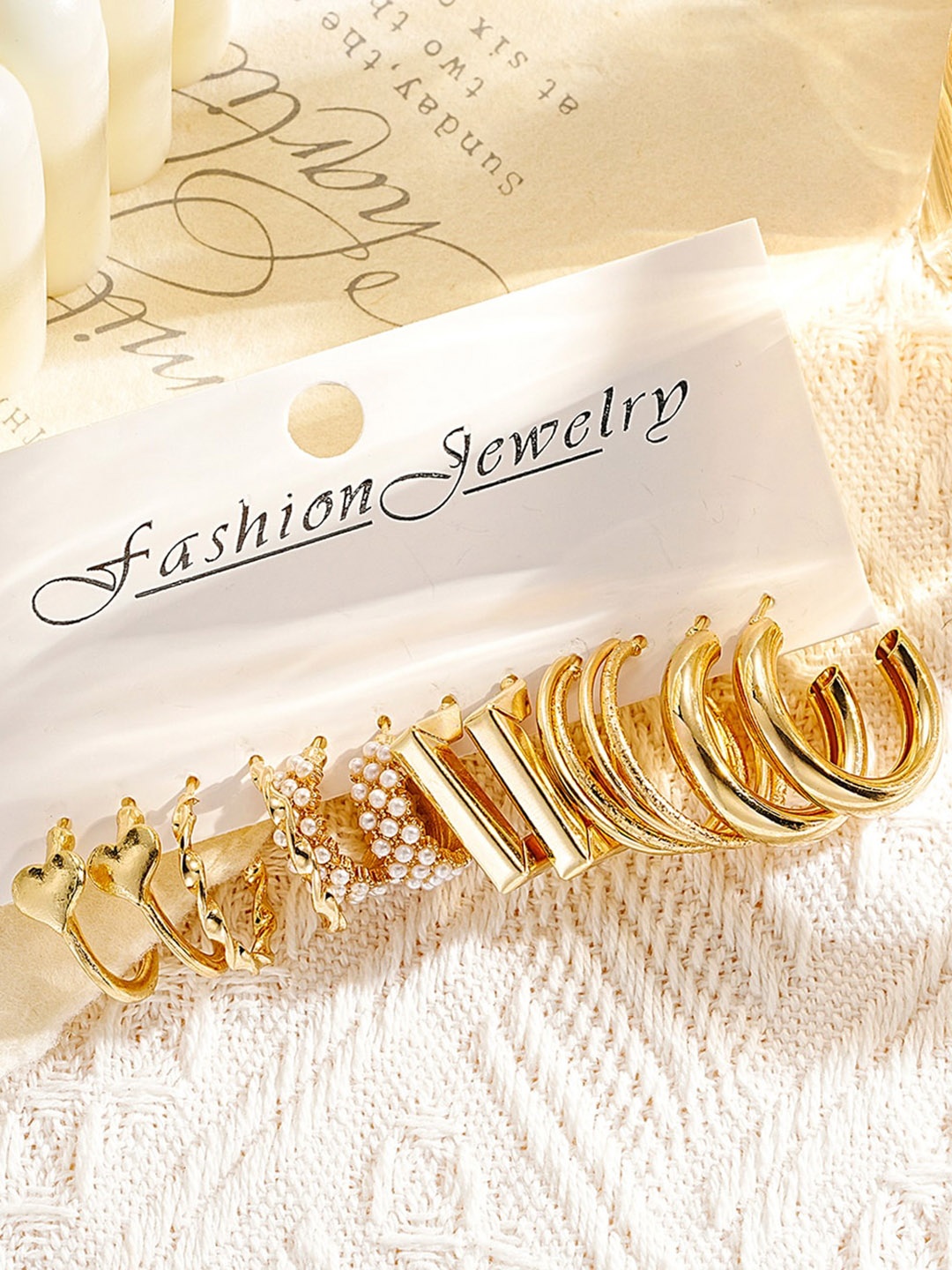 Shining Diva Fashion Set Of 6 Gold-Plated Pearls Beaded Contemporary Half Hoop Earrings
Shining Diva Fashion Set Of 6 Gold-Plated Pearls Beaded Contemporary Half Hoop Earrings