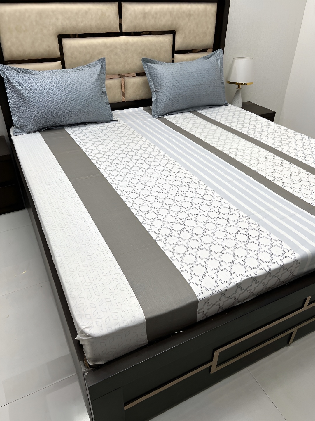 Pure Decor White Ethnic Motifs Printed 380 TC Pure Cotton King Bedsheet & 2 Pillow Covers
Pure Decor White Ethnic Motifs Printed 380 TC Pure Cotton King Bedsheet & 2 Pillow Covers