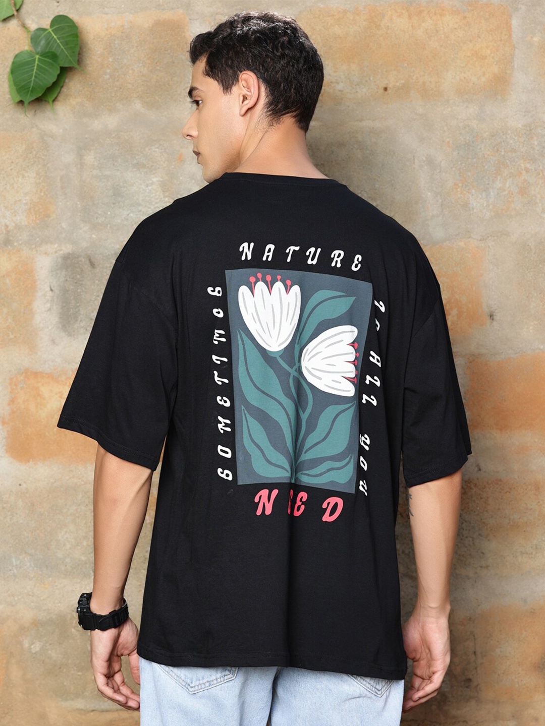 Thomas Scott Graphic Printed Drop-Shoulder Sleeves Oversized Pure Cotton T-shirt, Black
Thomas Scott Graphic Printed Drop-Shoulder Sleeves Oversized Pure Cotton T-shirt, Black