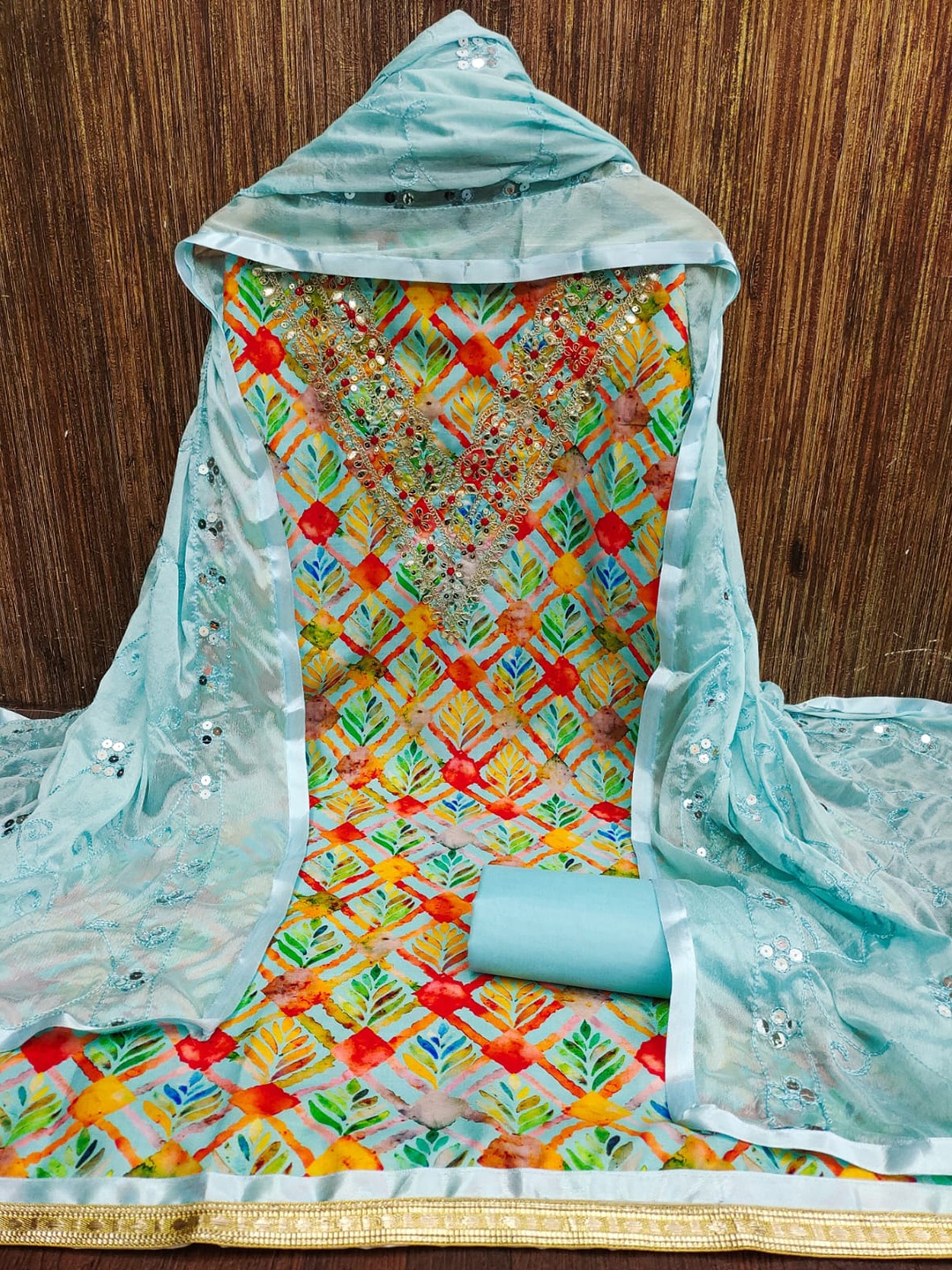 LeeliPeeri Designer Geometric Printed Beads and Stones Unstitched Dress Material, Blue
LeeliPeeri Designer Geometric Printed Beads and Stones Unstitched Dress Material, Blue