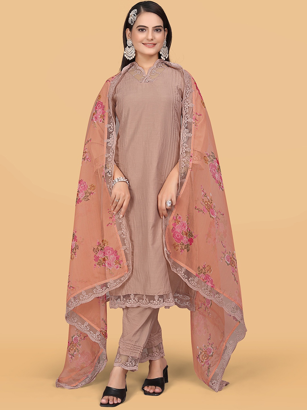 ZEEPKART Floral Embroidered Thread Work Straight Kurta With Trousers & Dupatta, Brown
ZEEPKART Floral Embroidered Thread Work Straight Kurta With Trousers & Dupatta, Brown