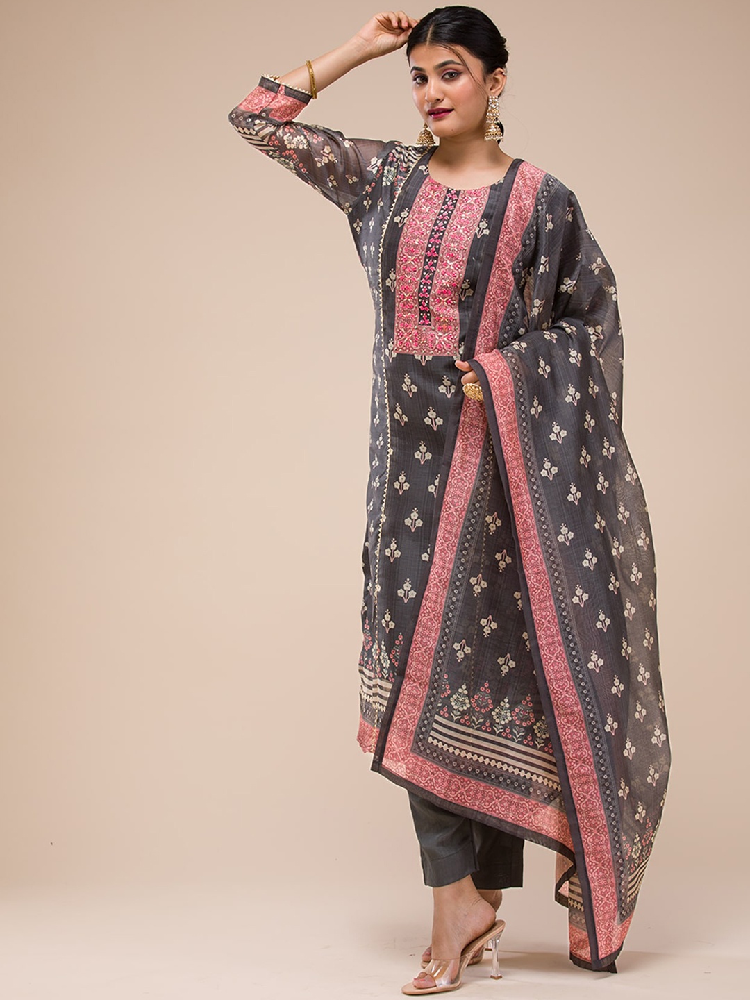 Koskii Round Neck Floral Printed Regular Thread Work Chanderi Cotton Kurta Set, Black
Koskii Round Neck Floral Printed Regular Thread Work Chanderi Cotton Kurta Set, Black