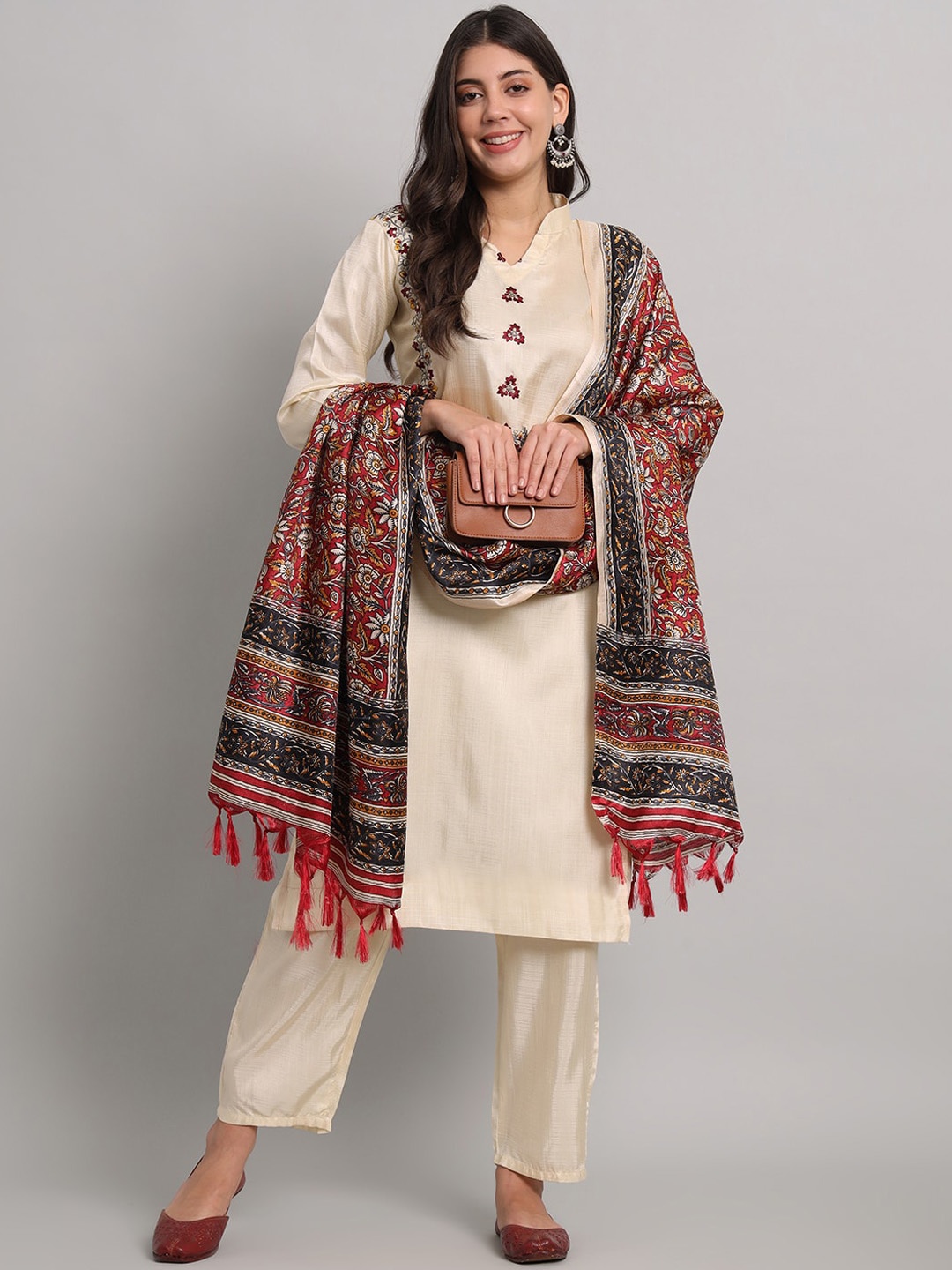 KALINI Floral Embroidered Regular Kantha Work Straight Kurta With Trousers & Dupatta, Cream
KALINI Floral Embroidered Regular Kantha Work Straight Kurta With Trousers & Dupatta, Cream