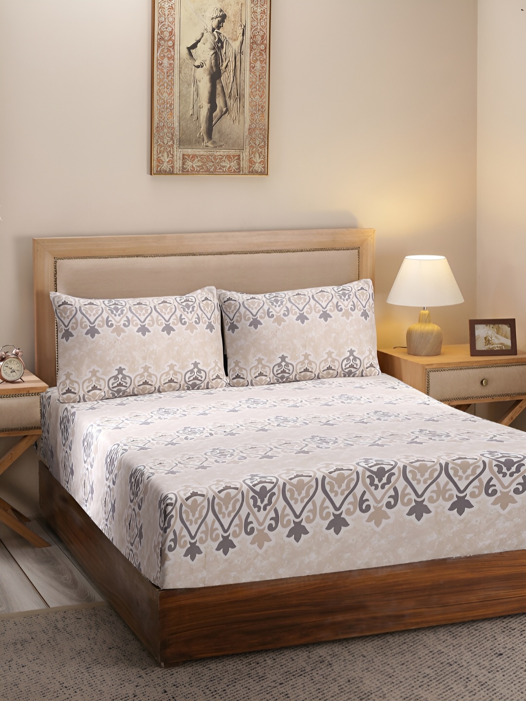 MASPAR Nouveau Tradition Beige Printed 300 TC Cotton Double King Bedsheet & 2 Pillow Cover
MASPAR Nouveau Tradition Beige Printed 300 TC Cotton Double King Bedsheet & 2 Pillow Cover