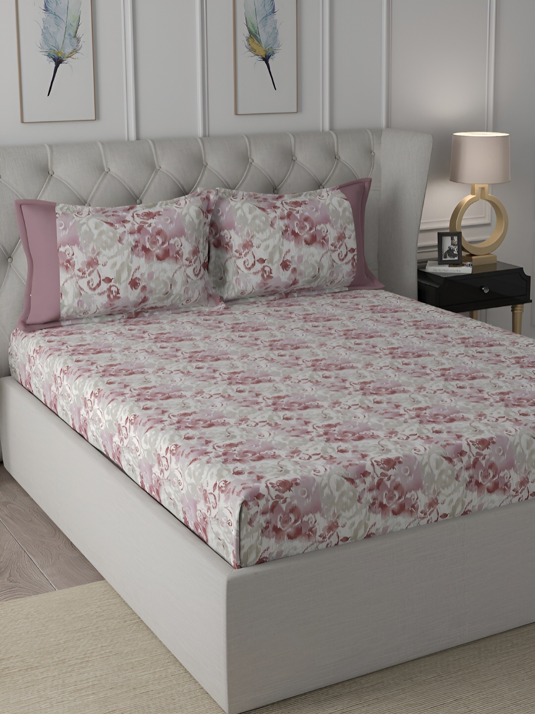 MASPAR Ardour White & Red Printed 144 TC Cotton Double King Bedsheet & 2 Pillow Covers
MASPAR Ardour White & Red Printed 144 TC Cotton Double King Bedsheet & 2 Pillow Covers